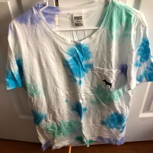 tie dye pink shirt!!